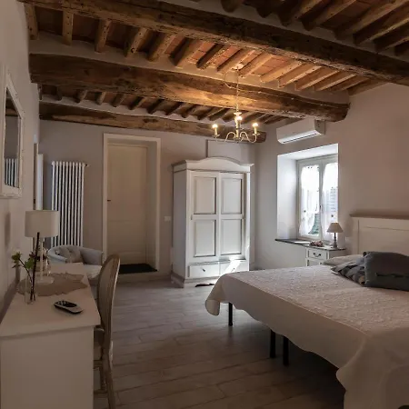 Garden Relais Rosy Appartamento *
