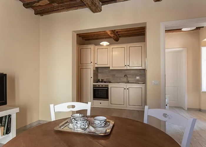 아파트 Garden Relays Rosy *